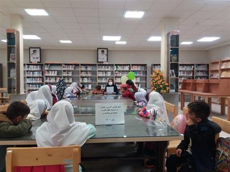 شعر خوانی به مناسبت هفته کتاب